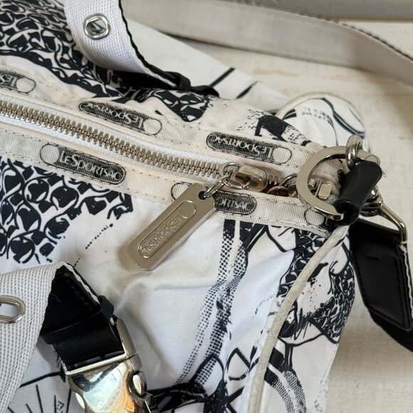 Vintage Gwen Stefani LeSportsac L.A.M.B Graphic Nylon Duffle Shoulder Bag Y2K - Picture 9 of 13